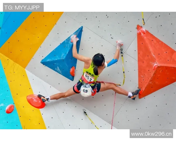 成都飞盘队在世界攀岩锦标赛中以90分稳居积分榜首位 成都飞盘队在世界攀岩锦标赛中以90分稳居积分榜首位